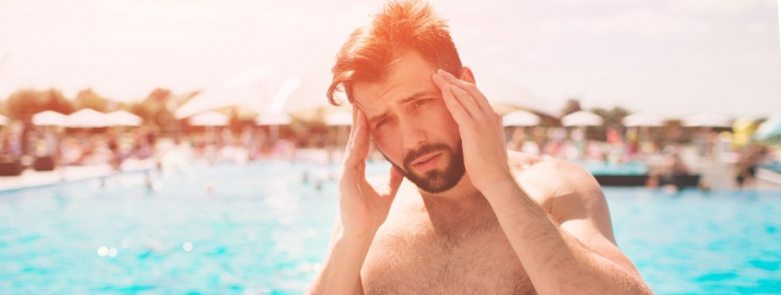 Mikor fordulj orvoshoz a nyaraláson? Ezekre a tünetekre figyelj